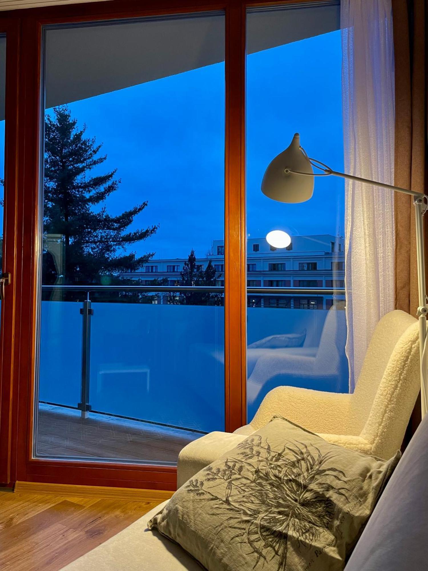 Apartman Astra Sezimovo Usti Exterior photo